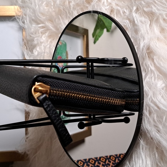 Tory Burch NWOTs Britten Zip Continental Wallet & ID - Picture 6 of 15